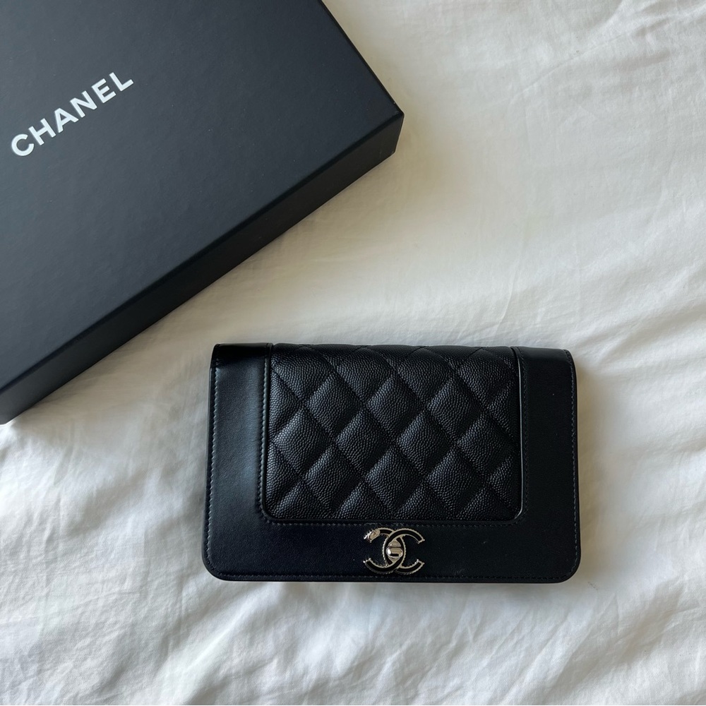Chanel Mademoiselle WOC